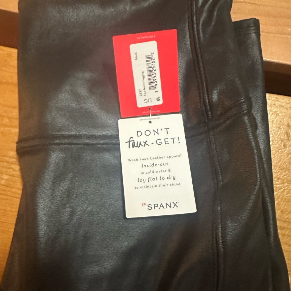 Spanx - Picture 2 of 6
